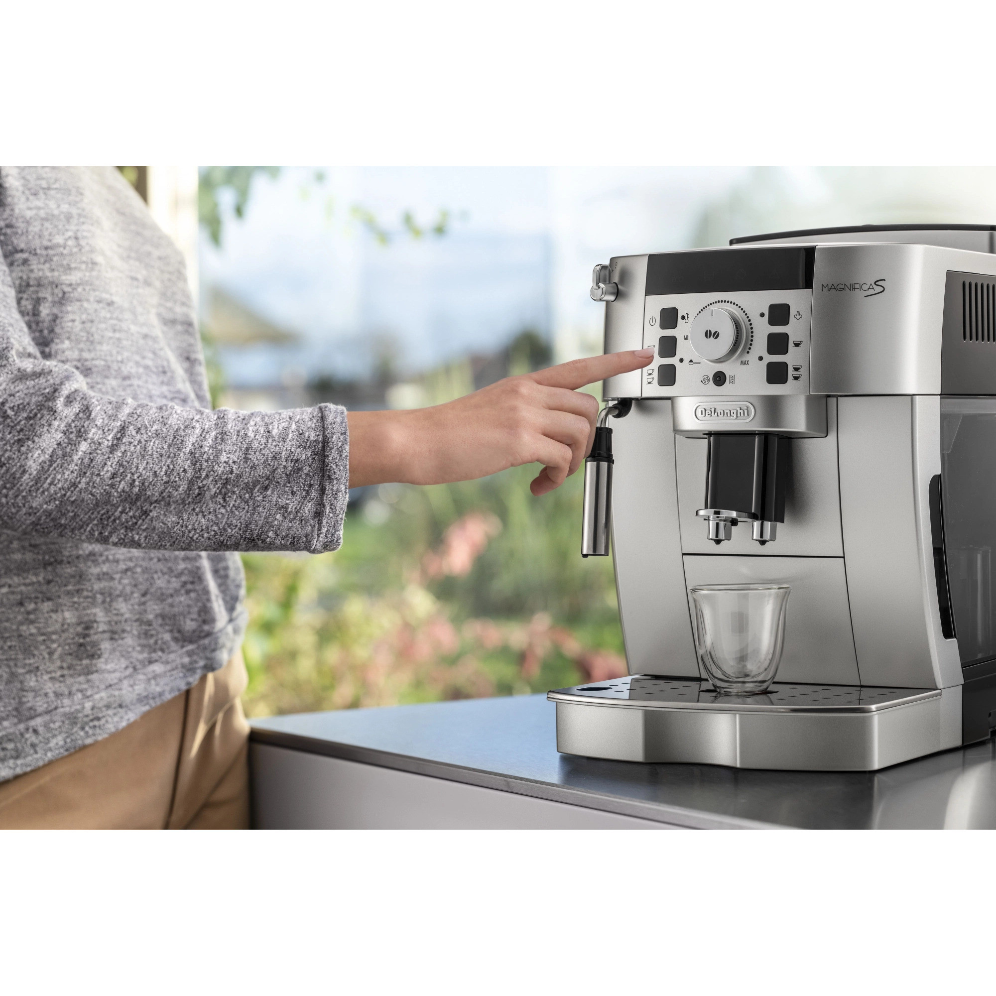 ���������� �������������� DeLonghi ECAM 22.110.SB